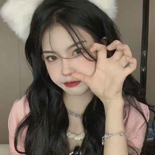 背后的她，眼前的我