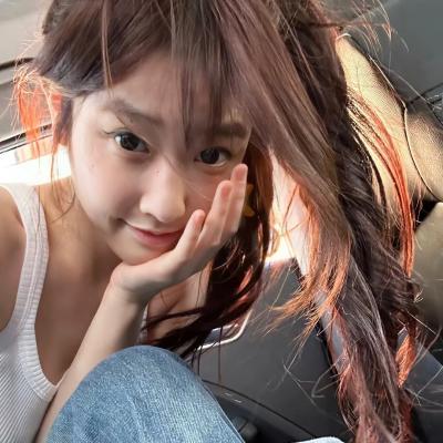 闪婚病娇后每天都在努力求生